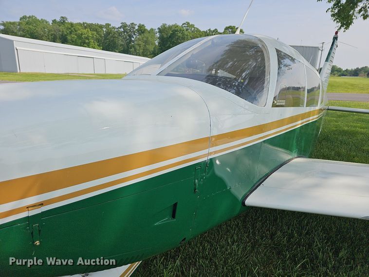 image for item LW9618 1971 Piper Aircraft PA28-180  airplane