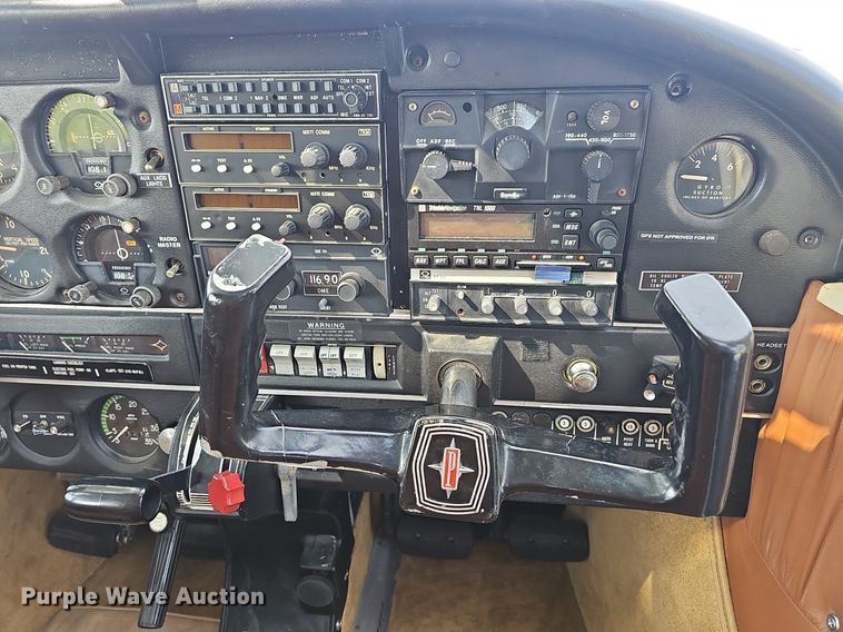 image for item LW9618 1971 Piper Aircraft PA28-180  airplane