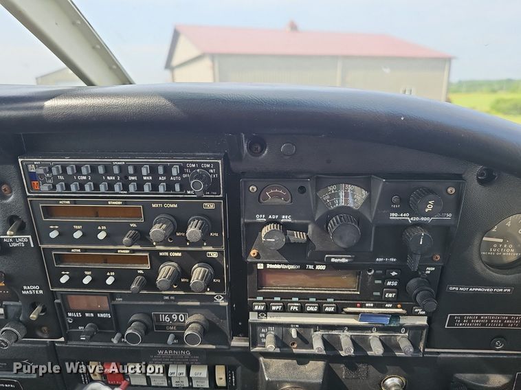 image for item LW9618 1971 Piper Aircraft PA28-180  airplane