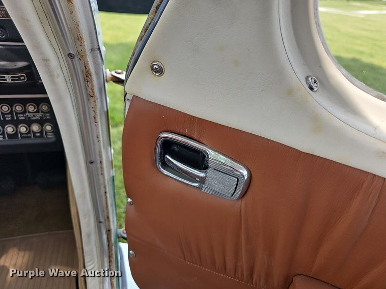 image for item LW9618 1971 Piper Aircraft PA28-180  airplane