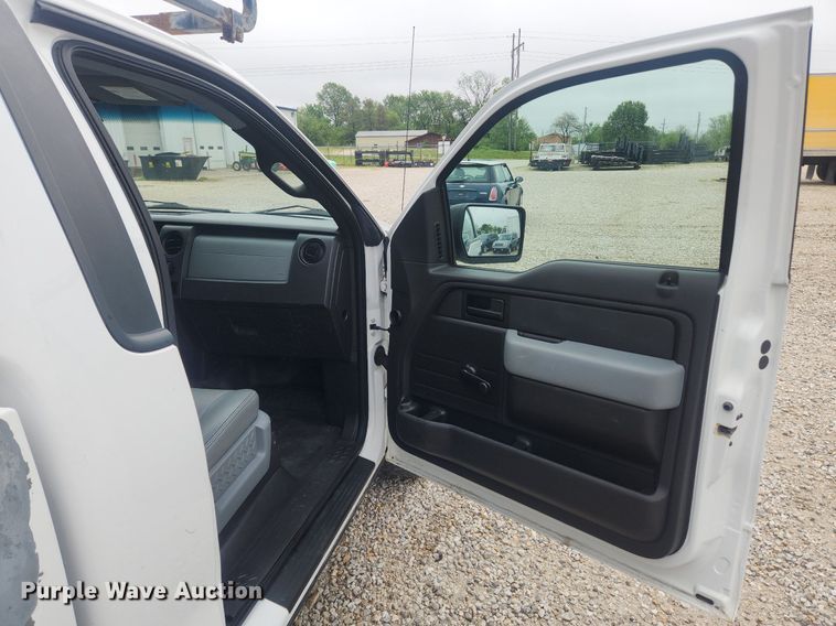 image for item LX9555 2011 Ford F150 XL  pickup truck