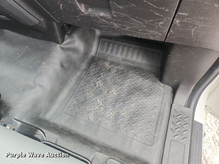 image for item LX9555 2011 Ford F150 XL  pickup truck