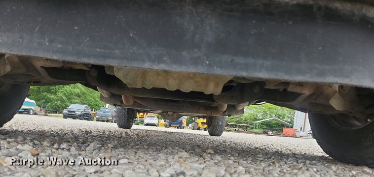 image for item LX9555 2011 Ford F150 XL  pickup truck