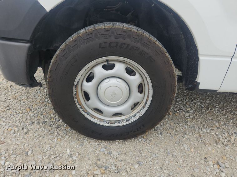 image for item LX9555 2011 Ford F150 XL  pickup truck