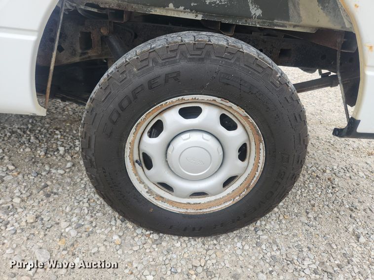 image for item LX9555 2011 Ford F150 XL  pickup truck