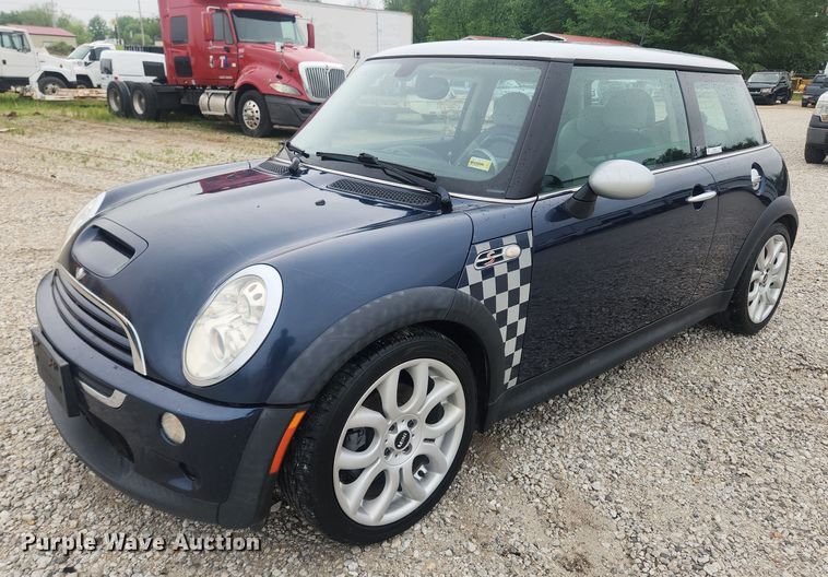 image for item LX9556 2006 Mini Cooper S