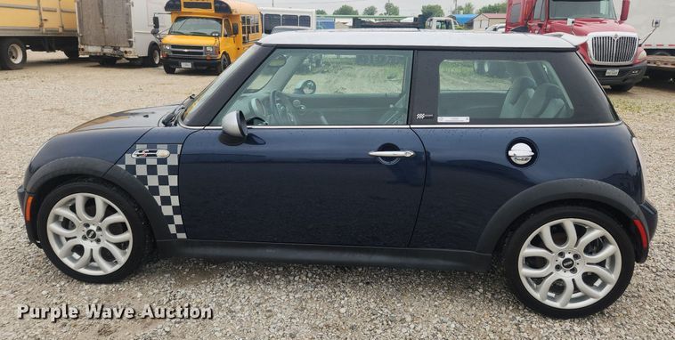 image for item LX9556 2006 Mini Cooper S