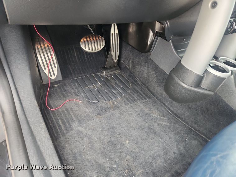 image for item LX9556 2006 Mini Cooper S