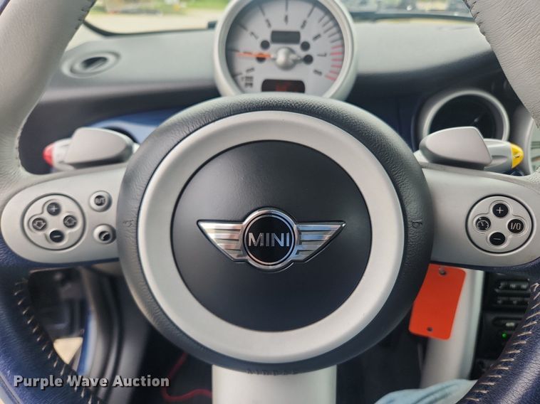 image for item LX9556 2006 Mini Cooper S