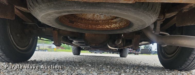 image for item LX9557 2002 GMC Savana G1500  van