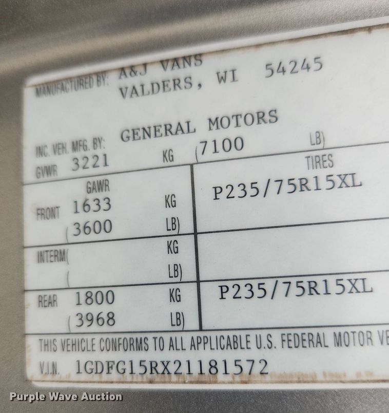 image for item LX9557 2002 GMC Savana G1500  van