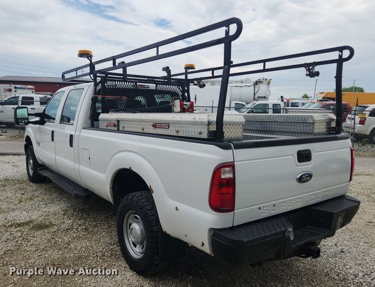 image for item LX9558 2013 Ford F350 Super Duty XL  Crew Cab pickup truck