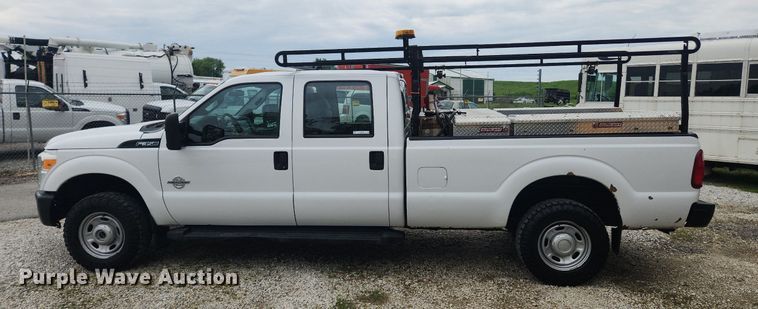 image for item LX9558 2013 Ford F350 Super Duty XL  Crew Cab pickup truck