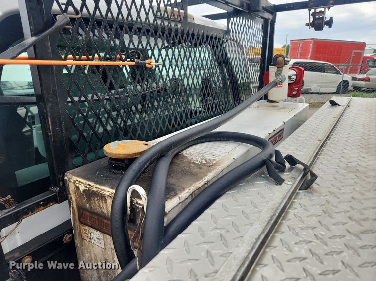 image for item LX9558 2013 Ford F350 Super Duty XL  Crew Cab pickup truck