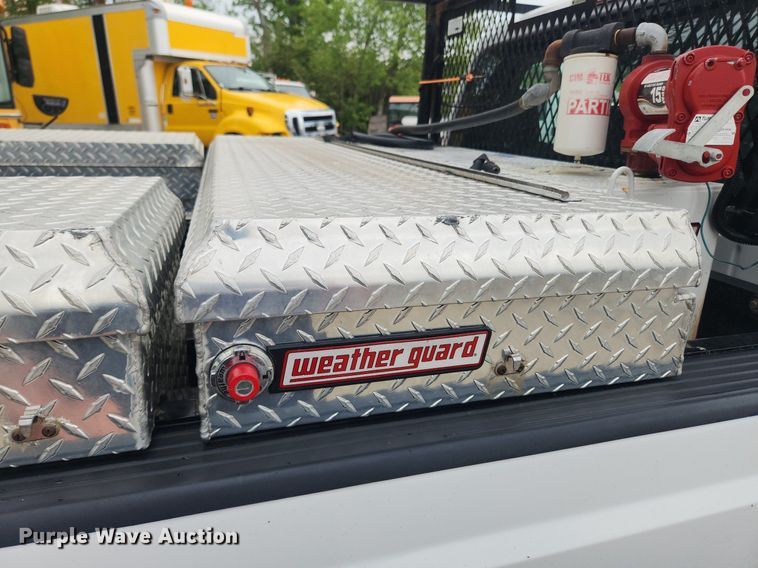 image for item LX9558 2013 Ford F350 Super Duty XL  Crew Cab pickup truck