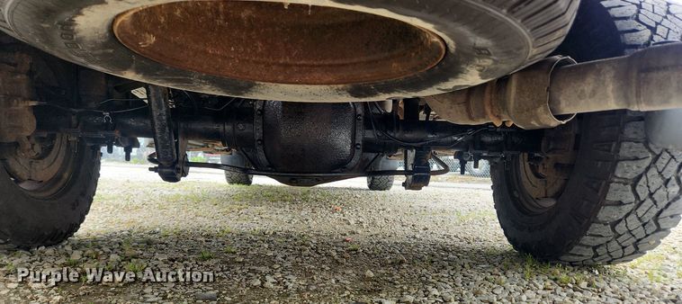 image for item LX9558 2013 Ford F350 Super Duty XL  Crew Cab pickup truck