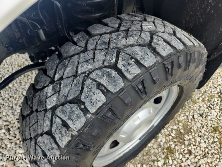 image for item LX9558 2013 Ford F350 Super Duty XL  Crew Cab pickup truck