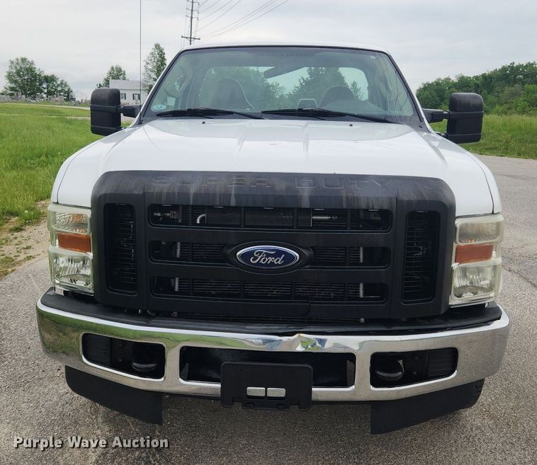 image for item LX9559 2008 Ford F350 Super Duty XL  pickup truck