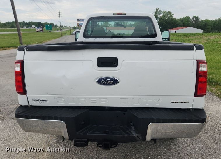 image for item LX9559 2008 Ford F350 Super Duty XL  pickup truck