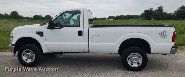 image for item LX9559 2008 Ford F350 Super Duty XL  pickup truck