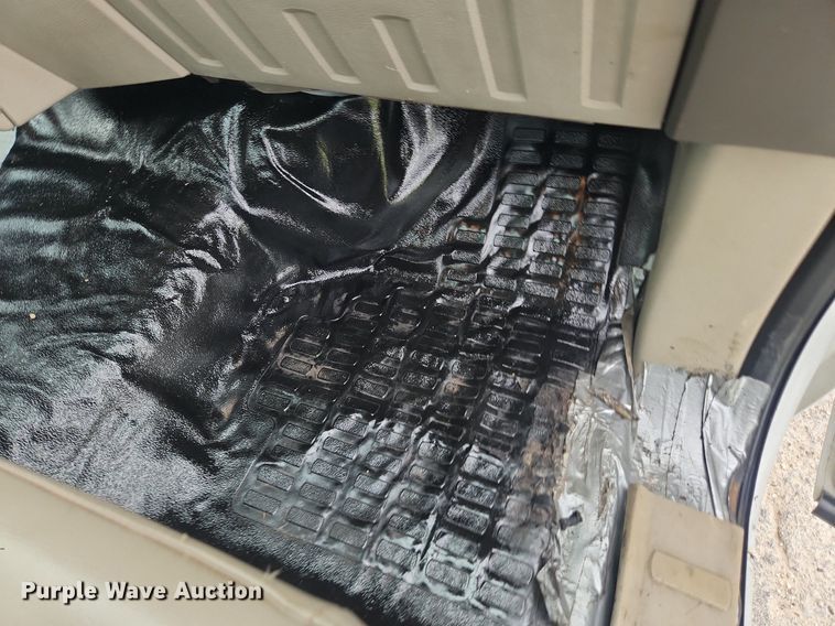 image for item LX9559 2008 Ford F350 Super Duty XL  pickup truck