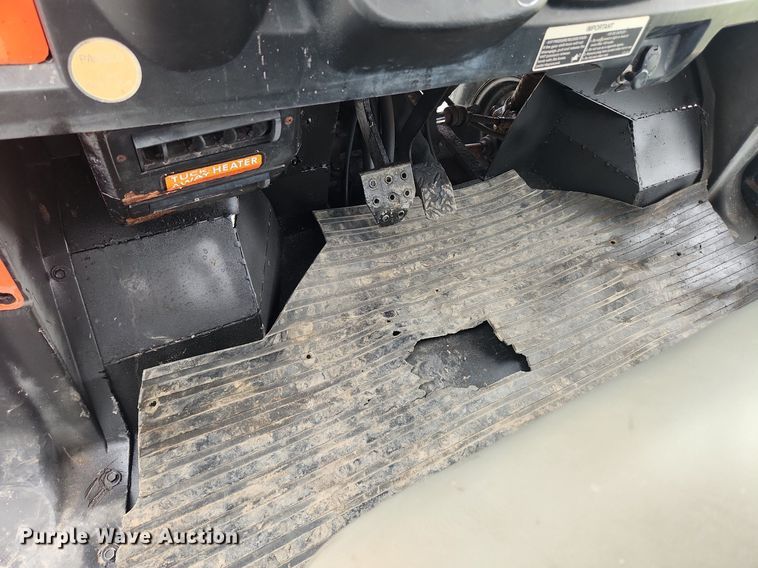 image for item LX9560 2006 Kubota RTV900  utility vehicle