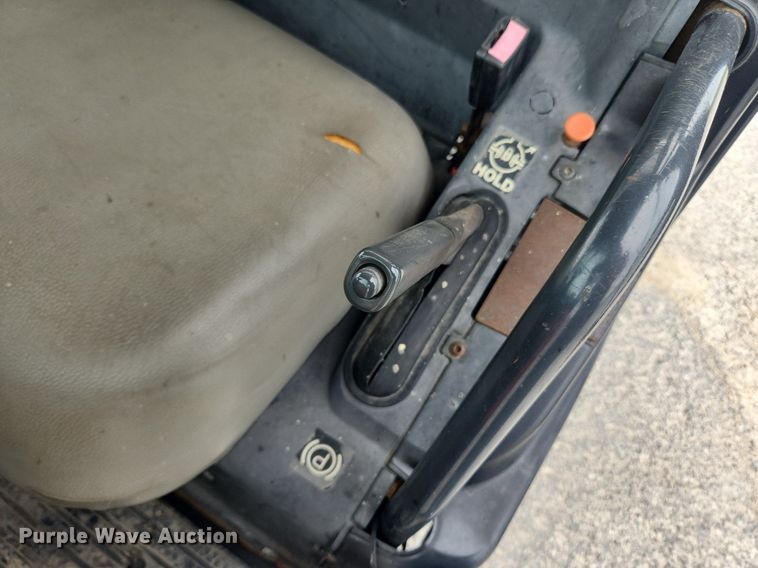 image for item LX9560 2006 Kubota RTV900  utility vehicle