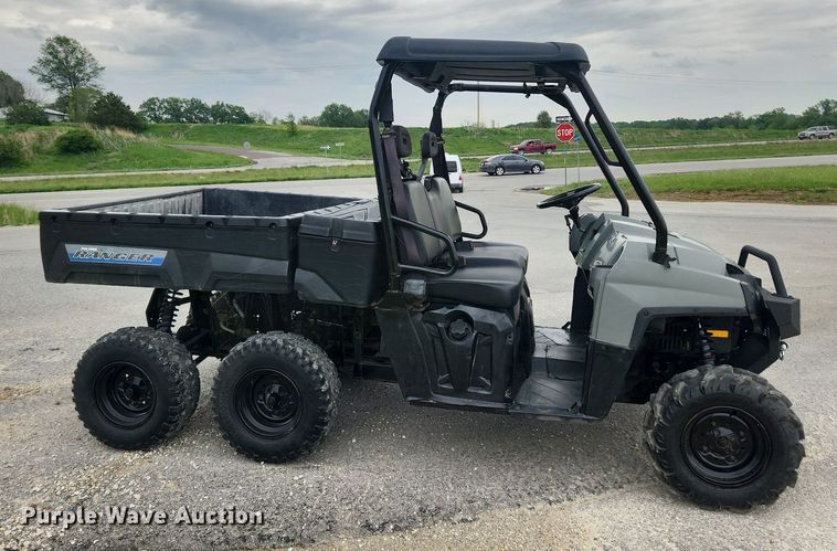 image for item LX9561 2016 Polaris Ranger 800  utility vehicle
