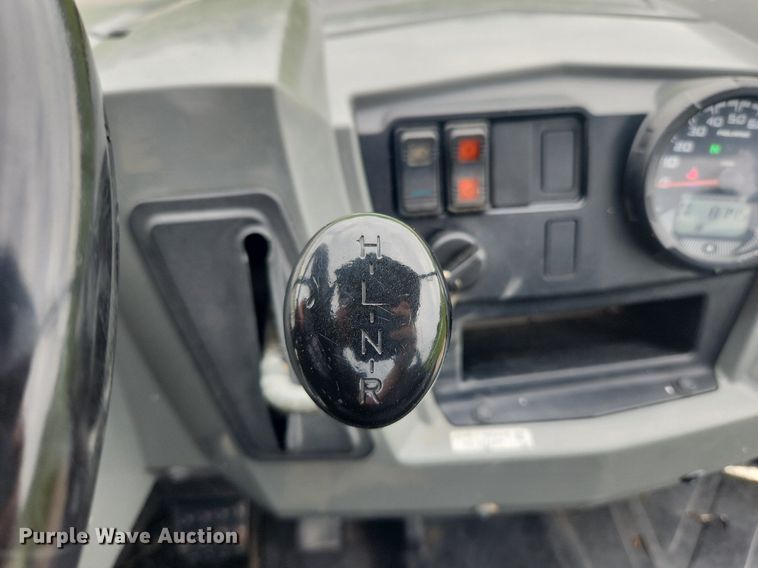 image for item LX9561 2016 Polaris Ranger 800  utility vehicle