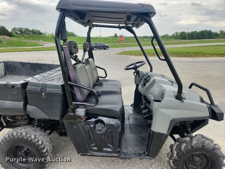 image for item LX9561 2016 Polaris Ranger 800  utility vehicle
