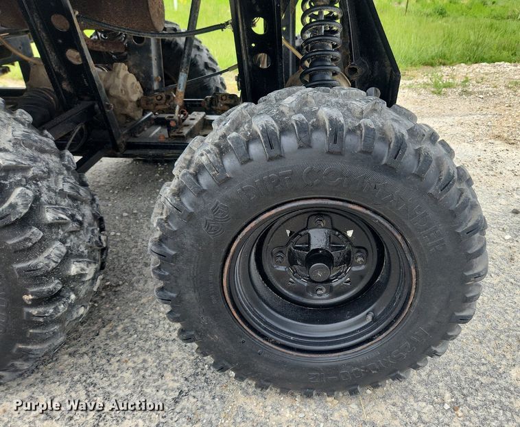 image for item LX9561 2016 Polaris Ranger 800  utility vehicle