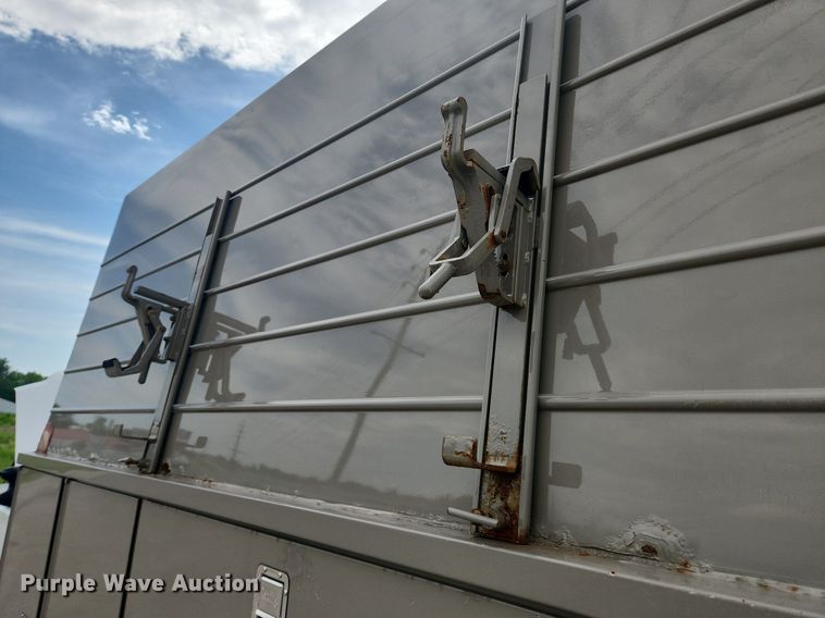 image for item LX9562 2005 Ford F450 Super Duty XL  utility / service truck