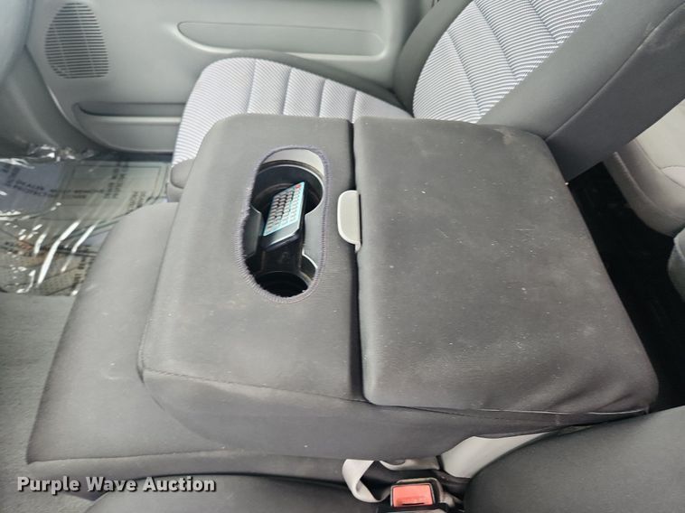 image for item LX9563 2006 Ford F250 Super Duty  Crew Cab pickup truck