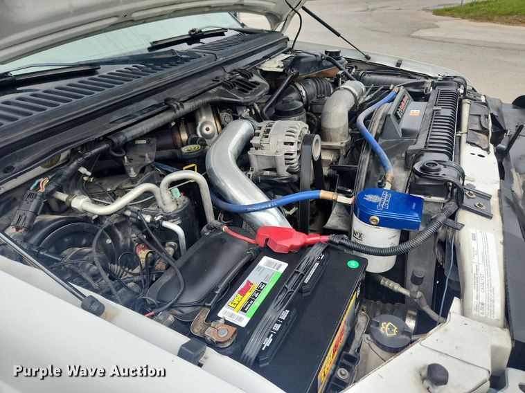 image for item LX9563 2006 Ford F250 Super Duty  Crew Cab pickup truck