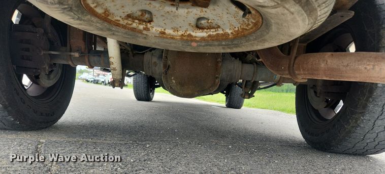 image for item LX9563 2006 Ford F250 Super Duty  Crew Cab pickup truck