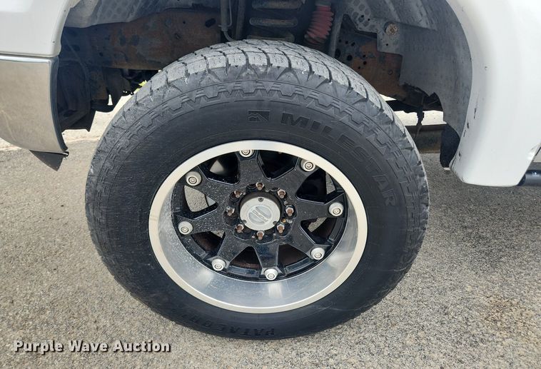 image for item LX9563 2006 Ford F250 Super Duty  Crew Cab pickup truck