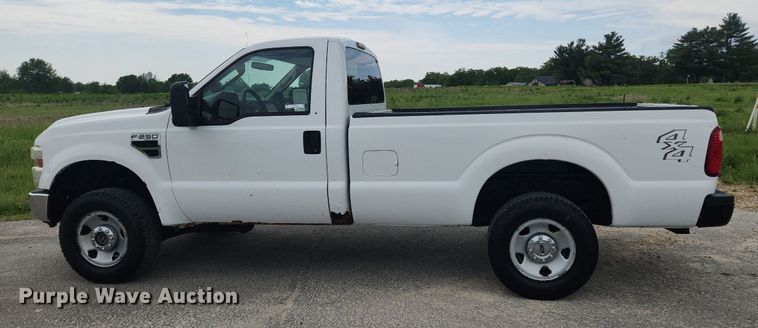 image for item LX9564 2008 Ford F250 Super Duty XL  pickup truck