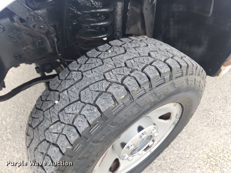 image for item LX9564 2008 Ford F250 Super Duty XL  pickup truck