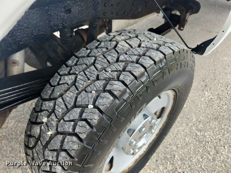 image for item LX9564 2008 Ford F250 Super Duty XL  pickup truck