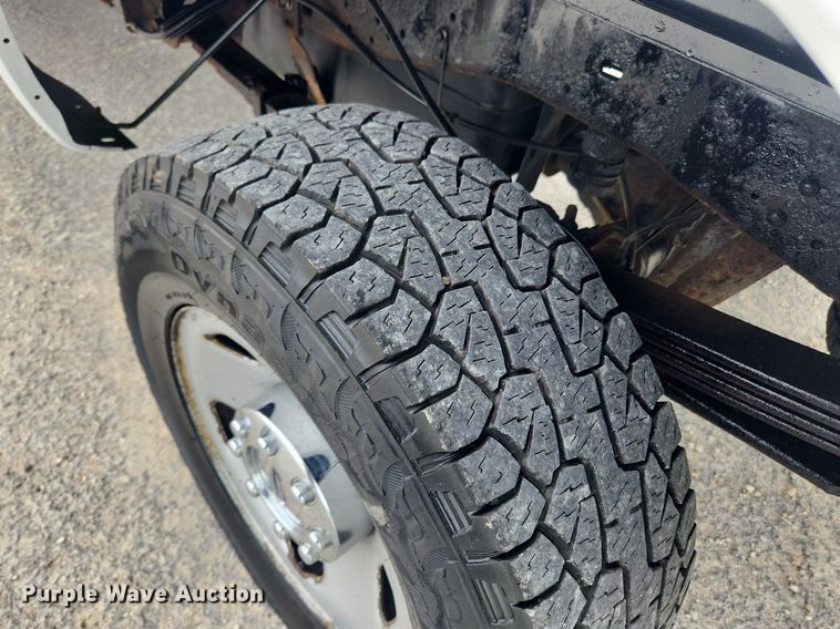 image for item LX9564 2008 Ford F250 Super Duty XL  pickup truck