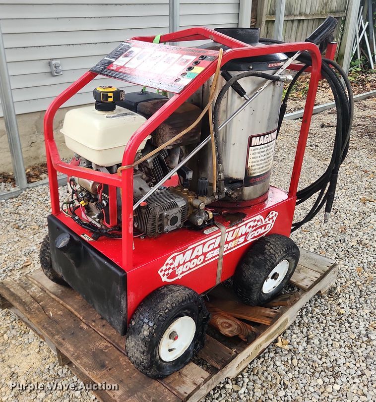 image for item LX9568 Easy Kleen Magnum 4000  pressure washer