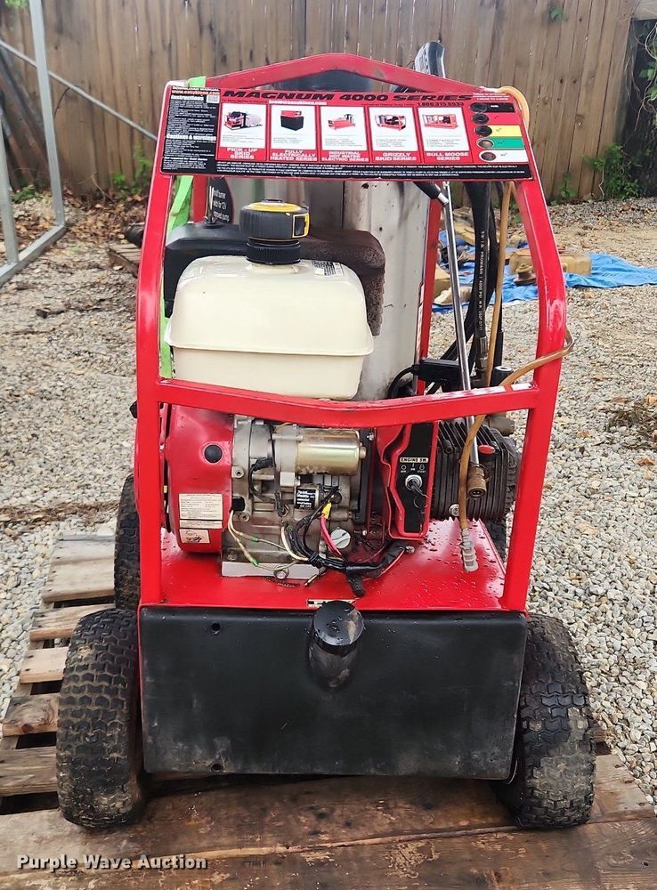 image for item LX9568 Easy Kleen Magnum 4000  pressure washer