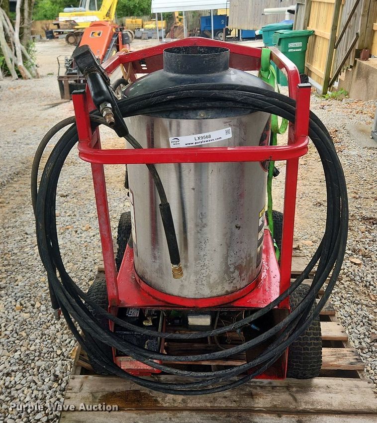 image for item LX9568 Easy Kleen Magnum 4000  pressure washer