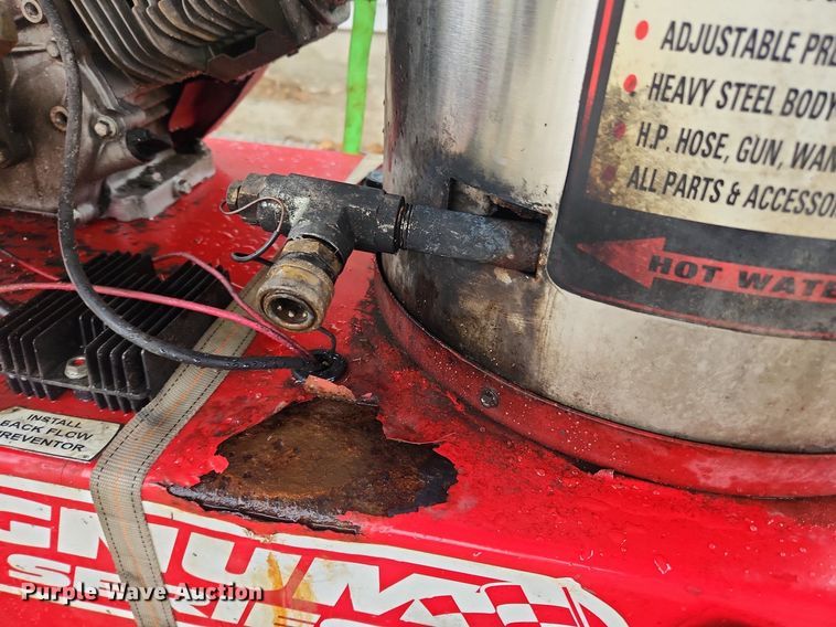 image for item LX9568 Easy Kleen Magnum 4000  pressure washer