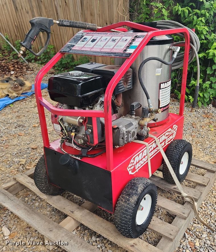 image for item LX9569 Easy Kleen Magnum 4000  pressure washer