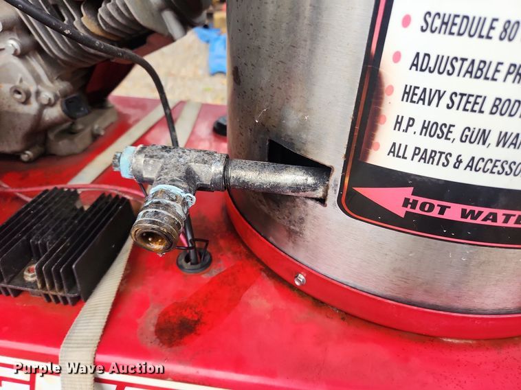 image for item LX9569 Easy Kleen Magnum 4000  pressure washer