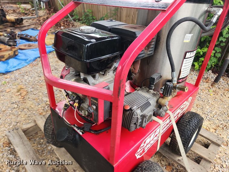 image for item LX9569 Easy Kleen Magnum 4000  pressure washer