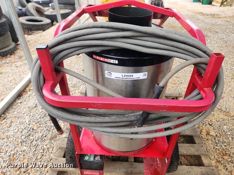 image for item LX9569 Easy Kleen Magnum 4000  pressure washer