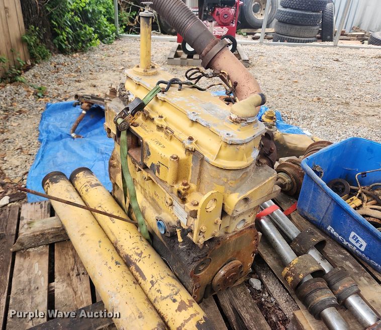 image for item LX9571 Track loader parts