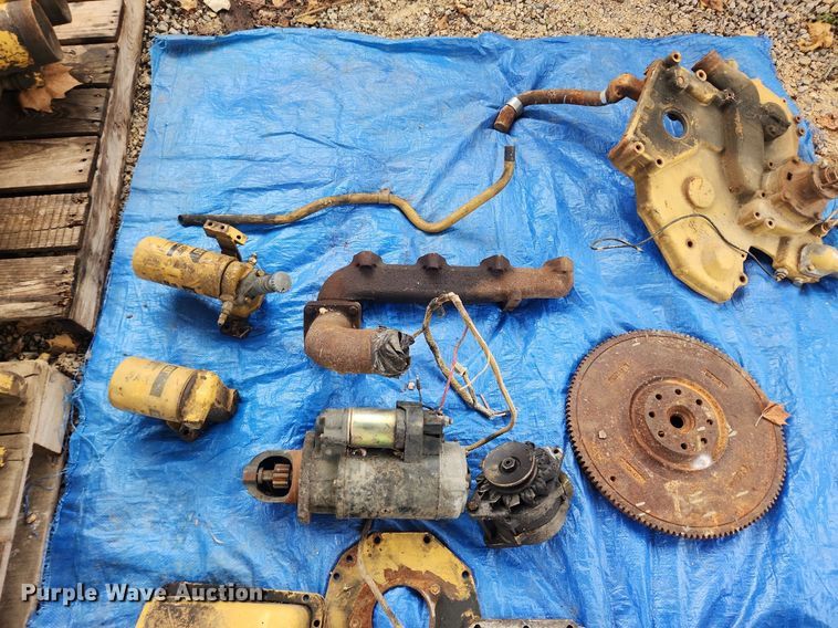 image for item LX9571 Track loader parts